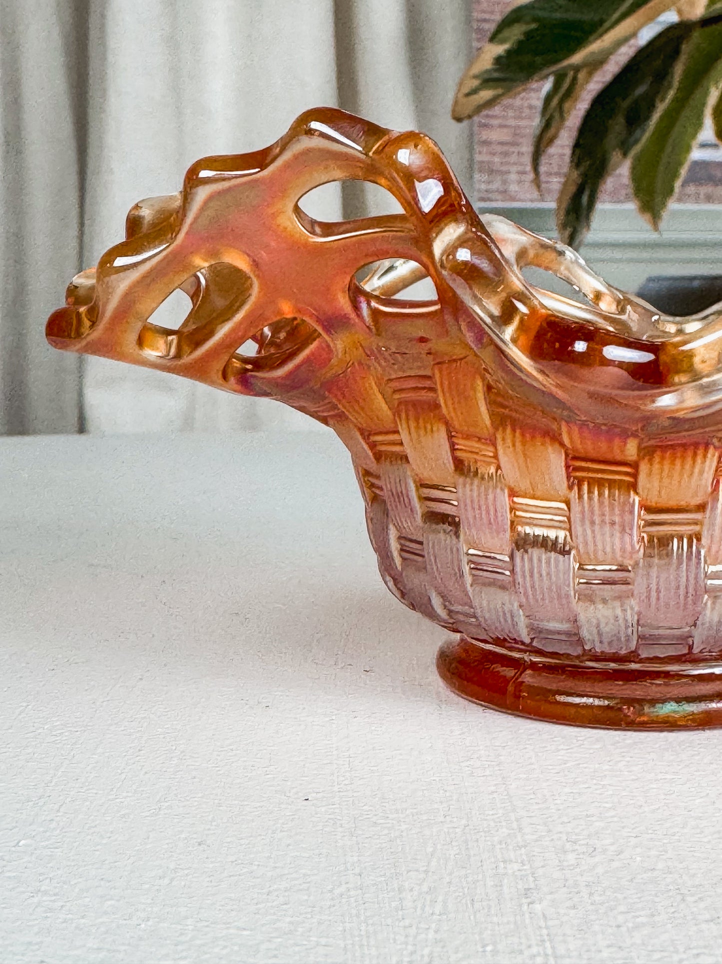 Fenton Marigold Carnival Weave Glass Bowl