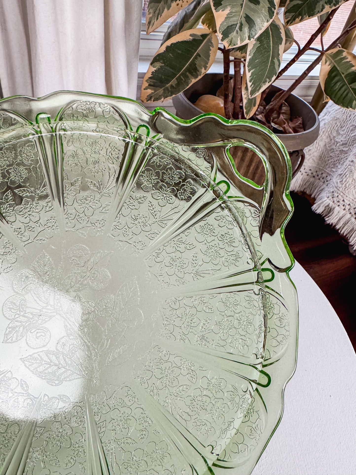 1930s Jeanette Uranium Glass Serving Dish