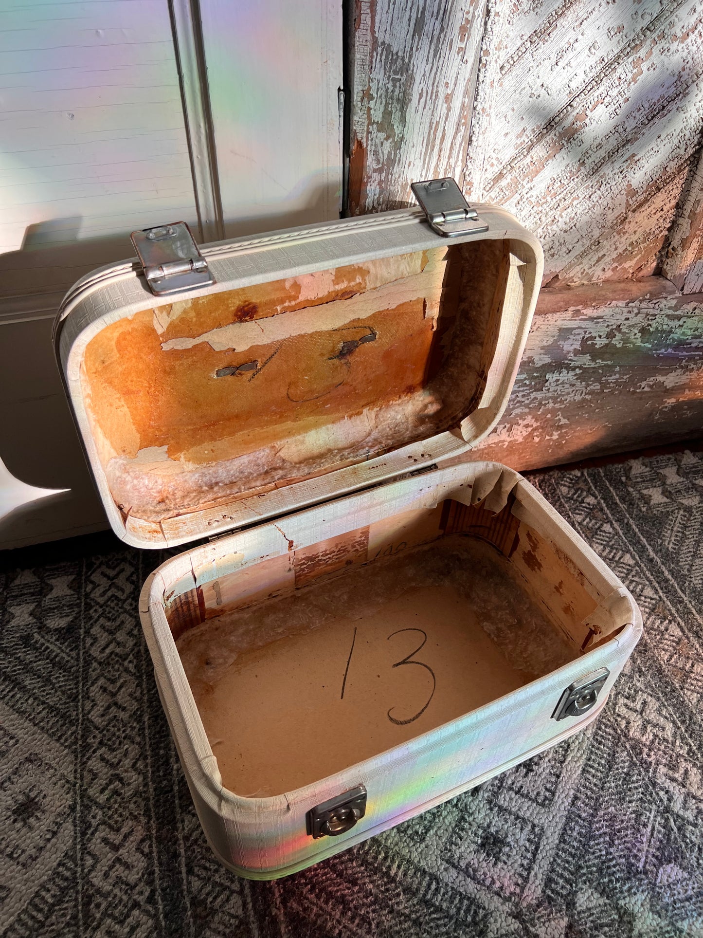 Vintage White Makeup Suitcase