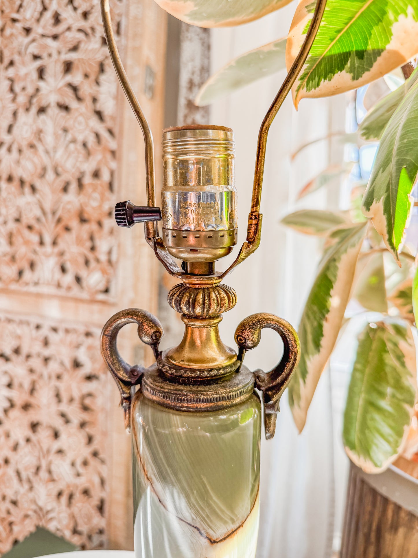 Vintage Art Deco Italian Green Onyx Marble Lamp