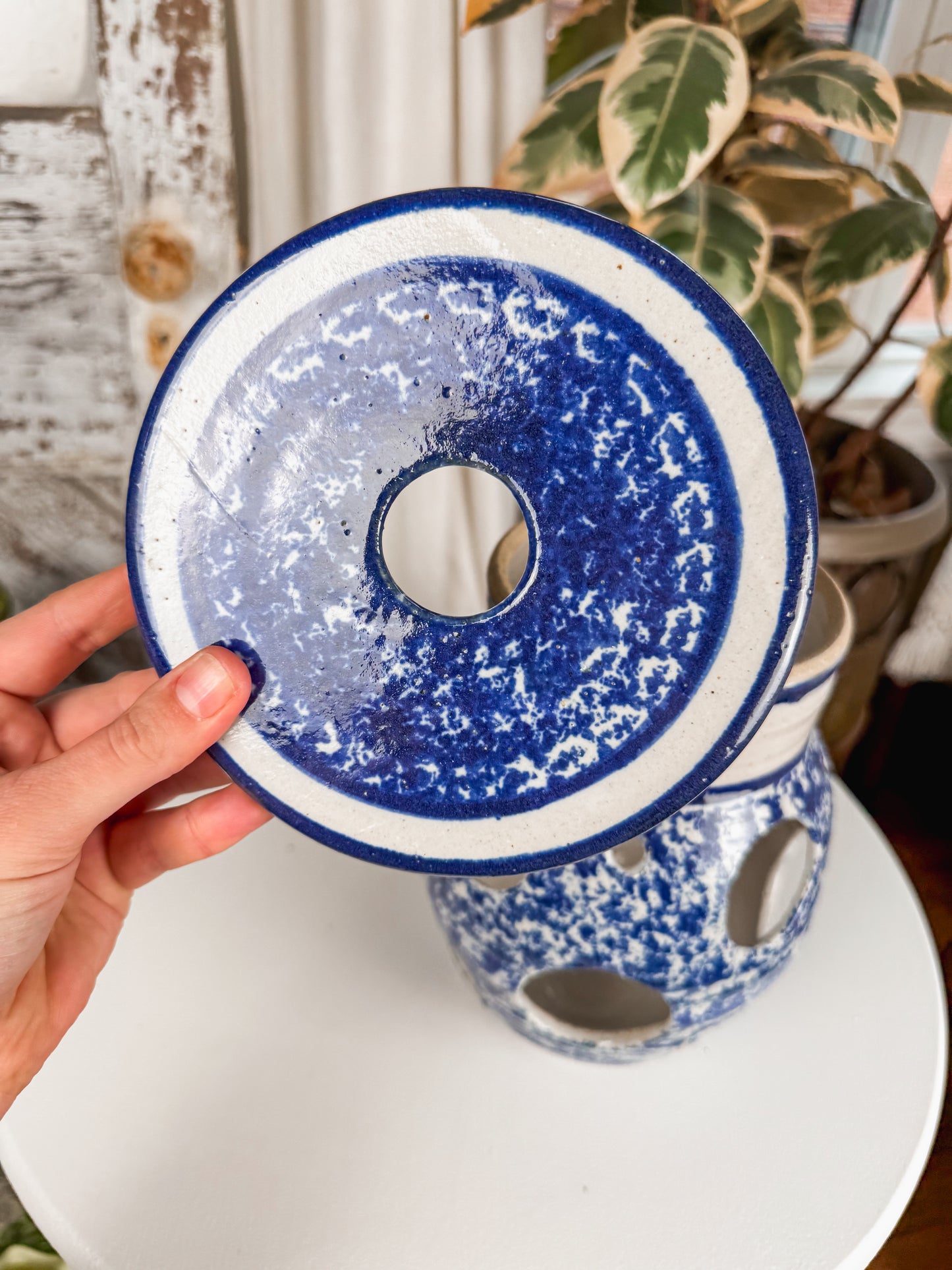 Sponge Glazed Pottery Onion Keeper White & Blue Drip Glaze