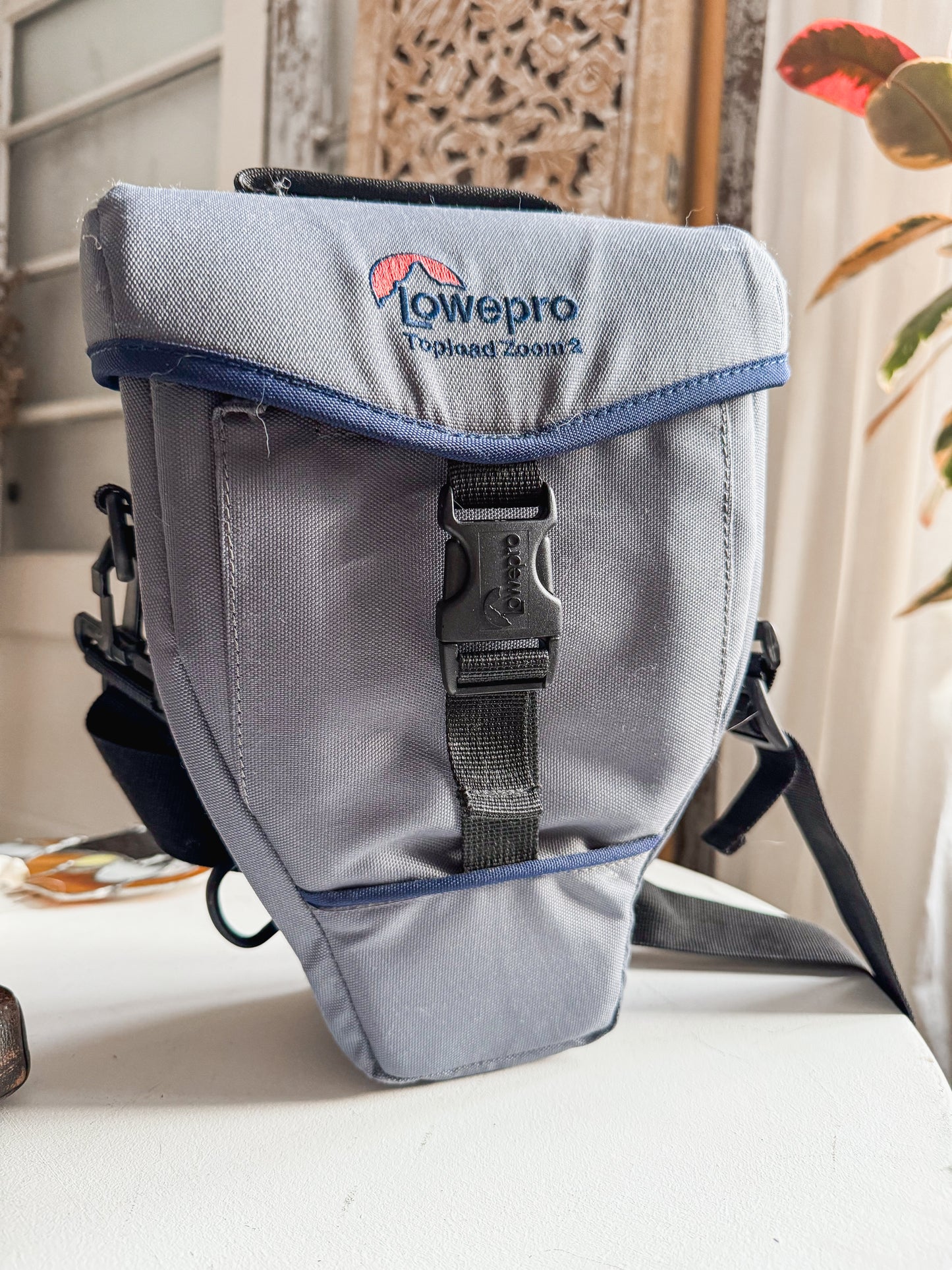 Canon EOS IX Lite 35mm Film Camera with 28-80mm Lens