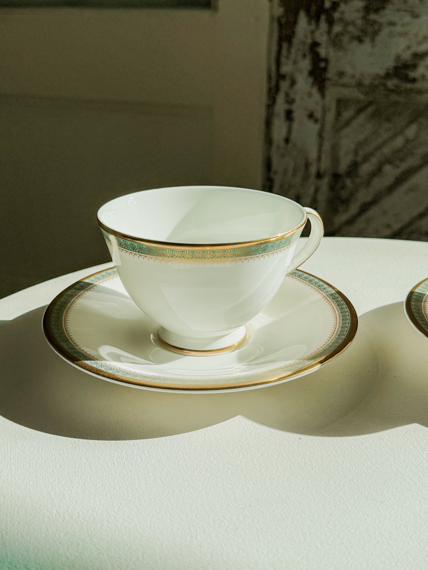 Royal Doulton Clarendon H4993 bone china cup and saucer