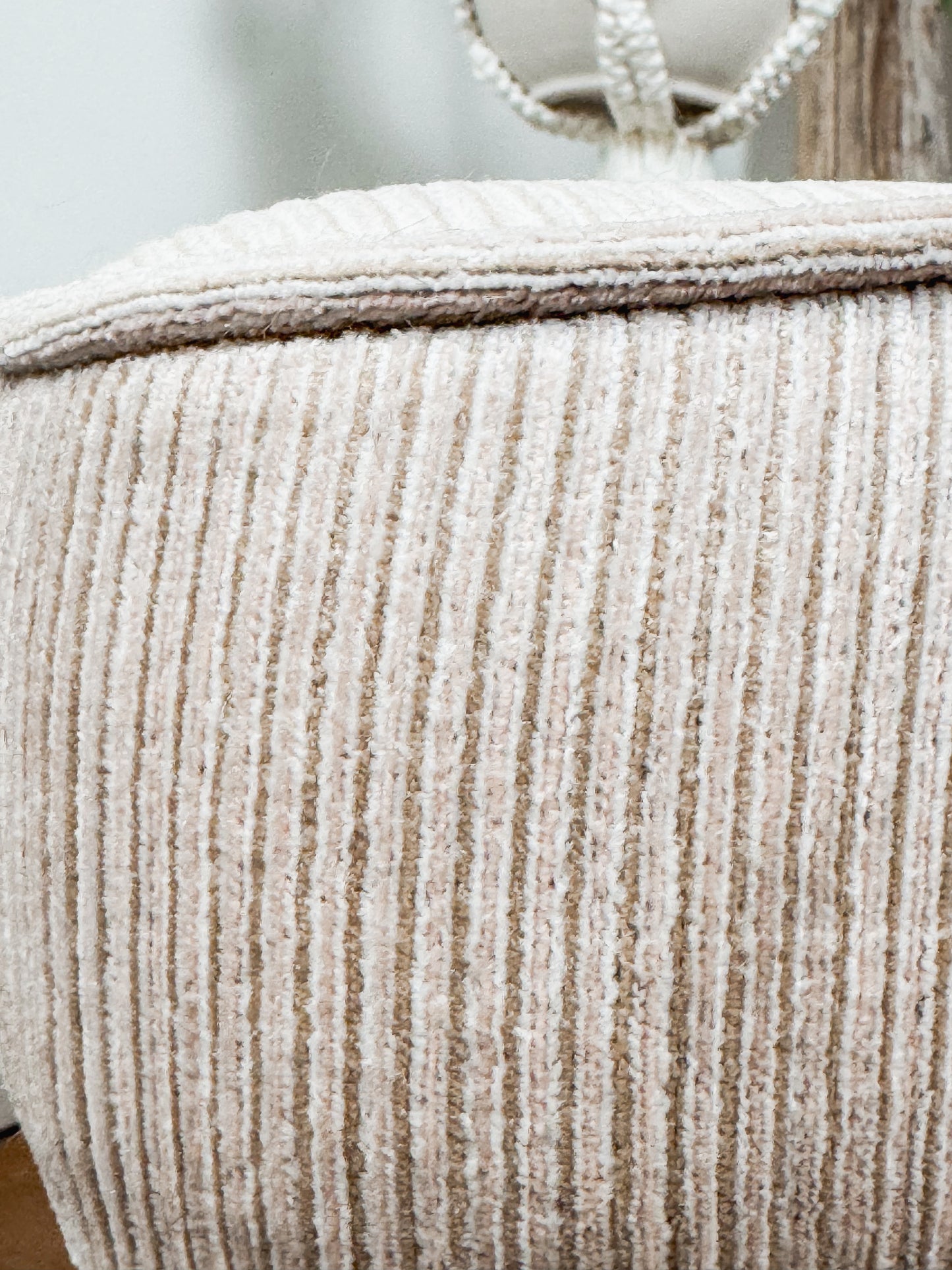 MCM Ottoman