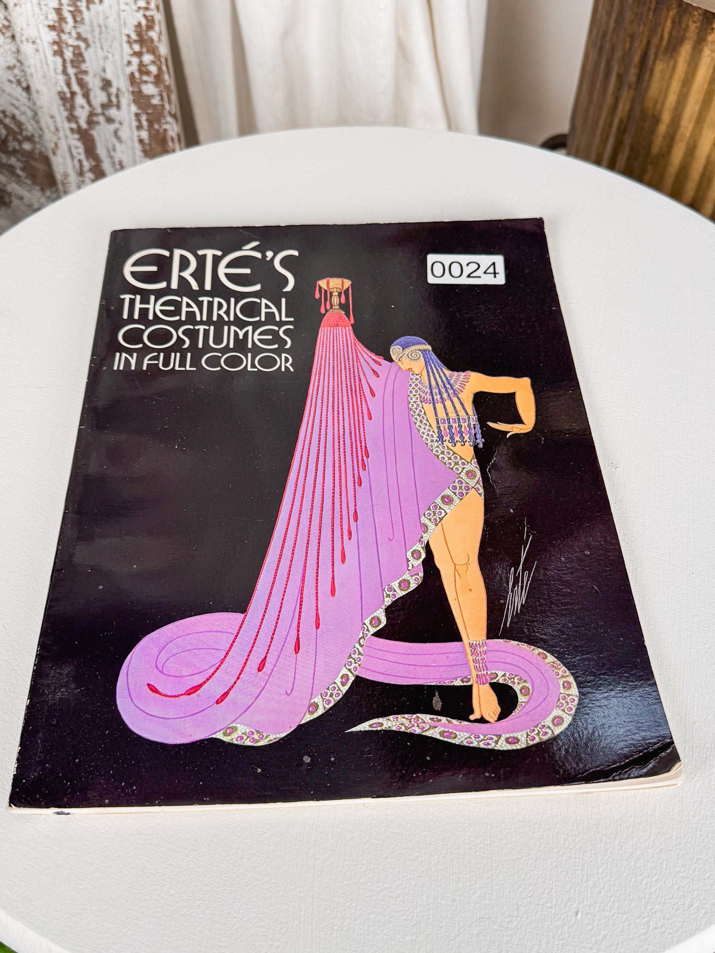 Erté's Theatrical Costumes in Full Color by Erté