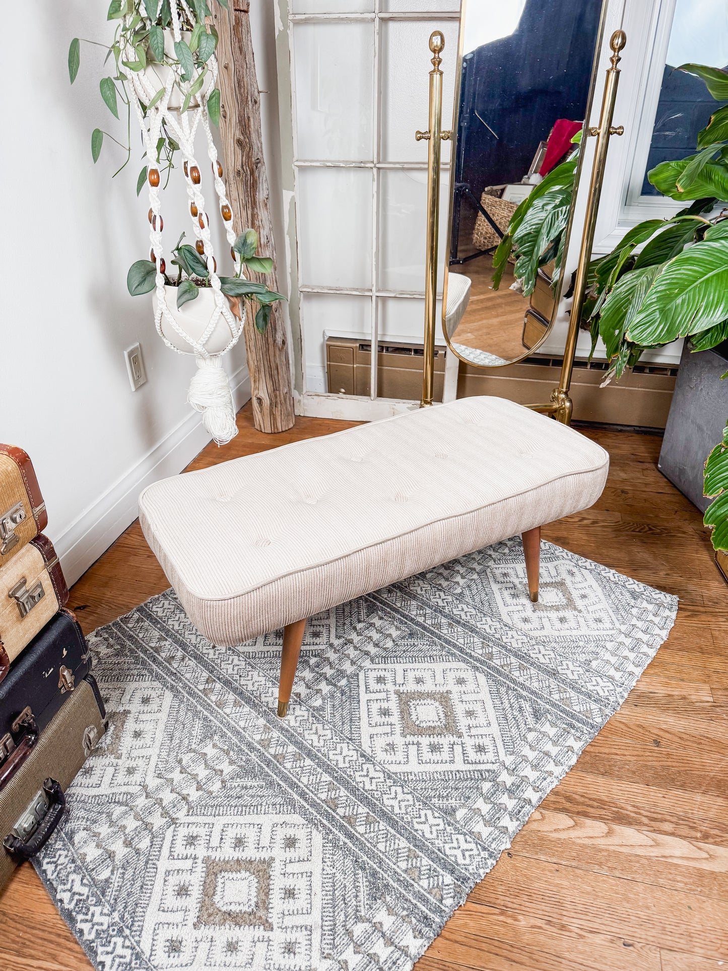 MCM Ottoman