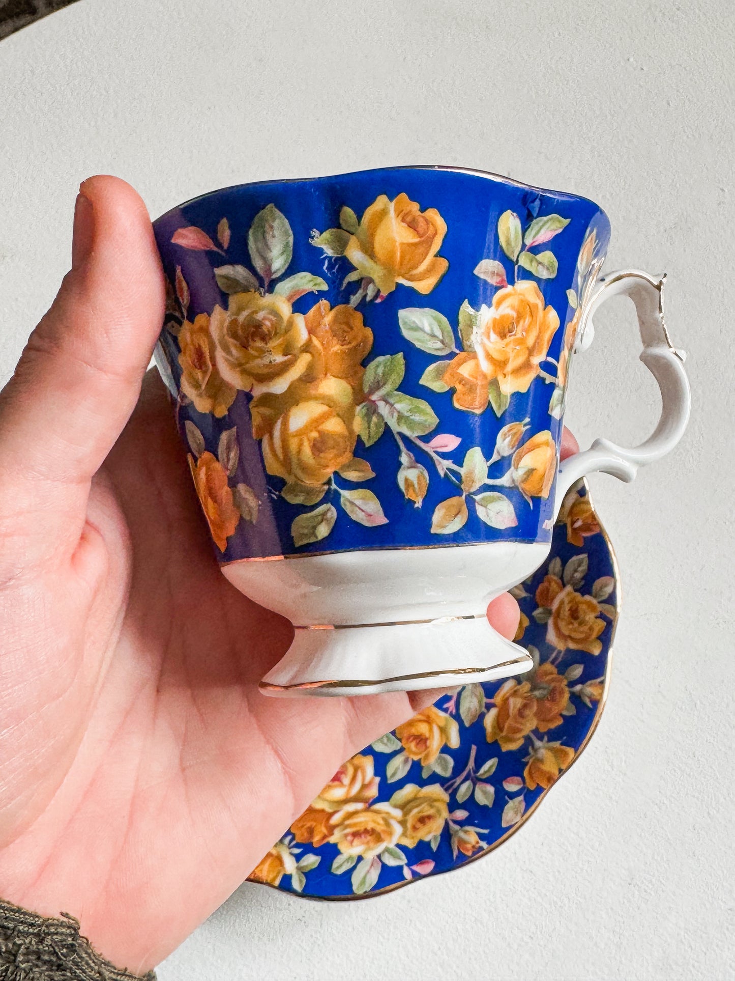 Royal Albert Merrie Glamis Teacup