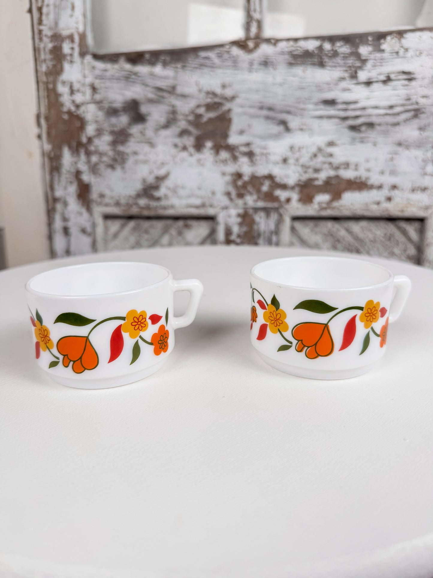 Arcopal Milk Glass Tulip Tea/Coffee Cups