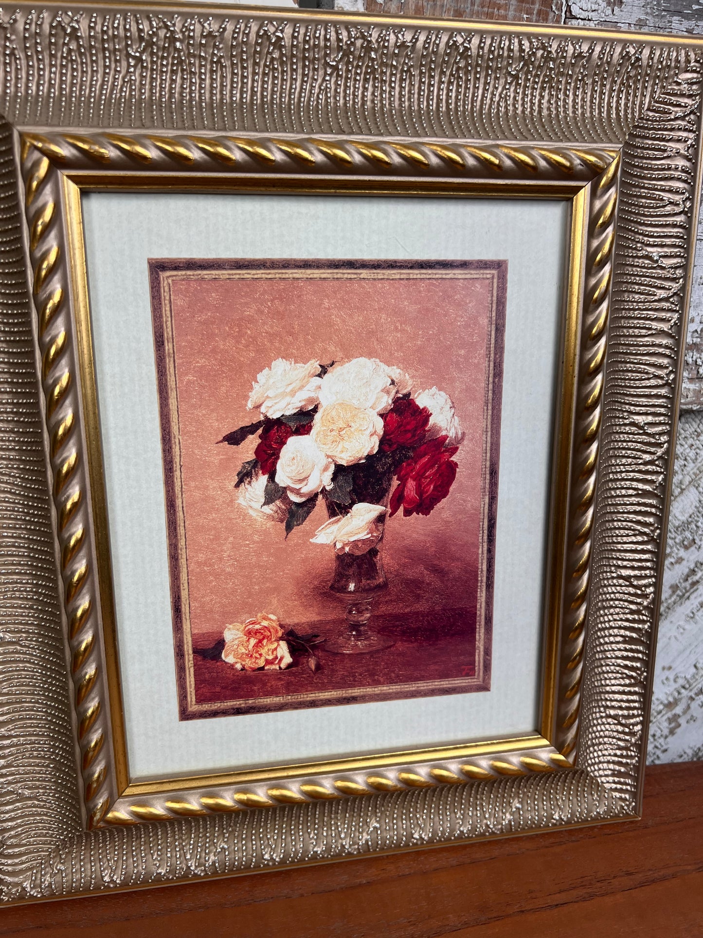 Roses in Glass Vase Artwork