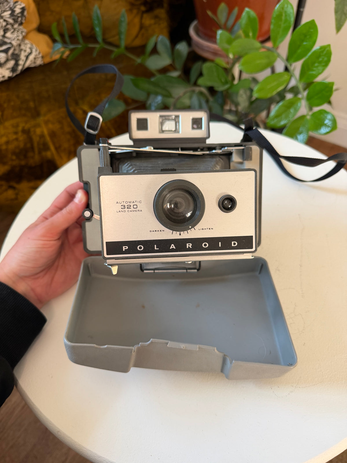 Polaroid Automatic 320 Land Camera