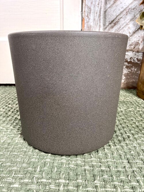 11” Charcoal Gray Pot