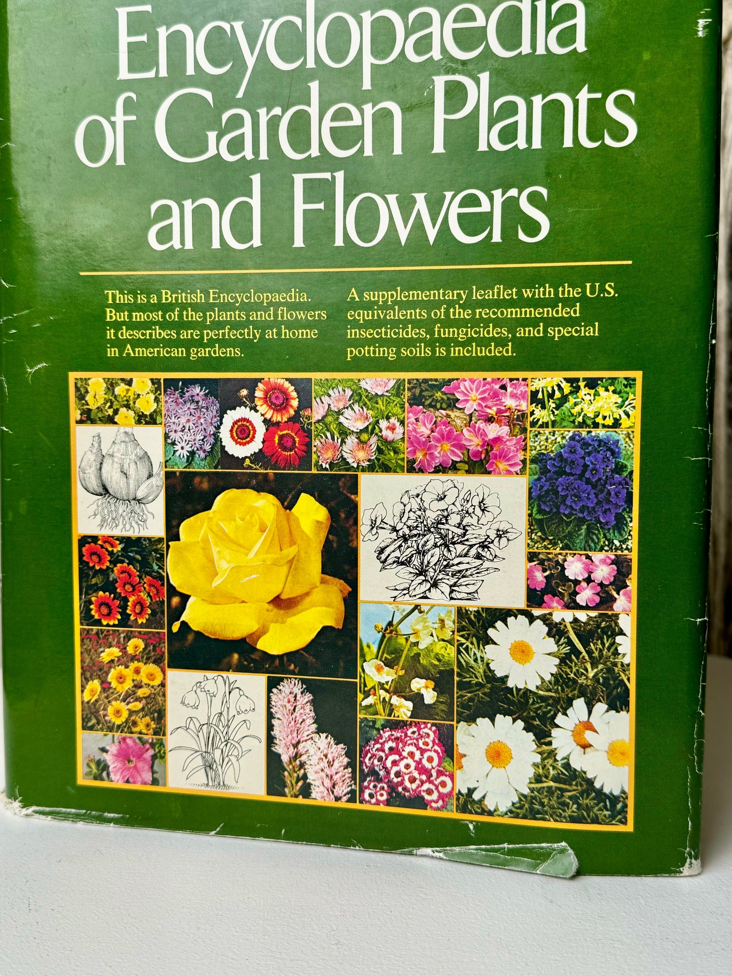 Readers Digest Encyclopedia of Garden Plants and Flowers