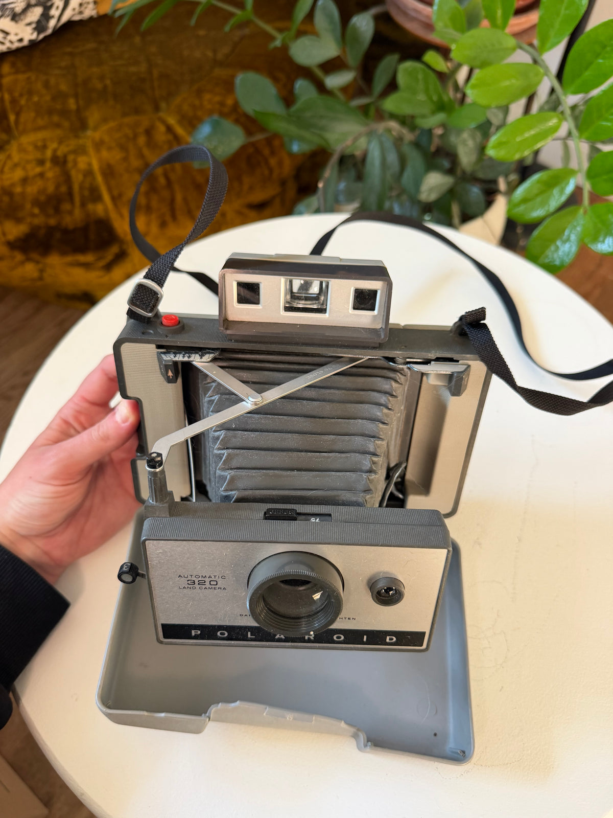 Polaroid Automatic 320 Land Camera